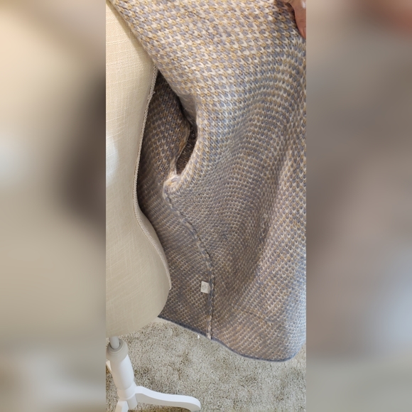 NWOT Davi&Dani women's S cardigan sweater. - Picture 6 of 13